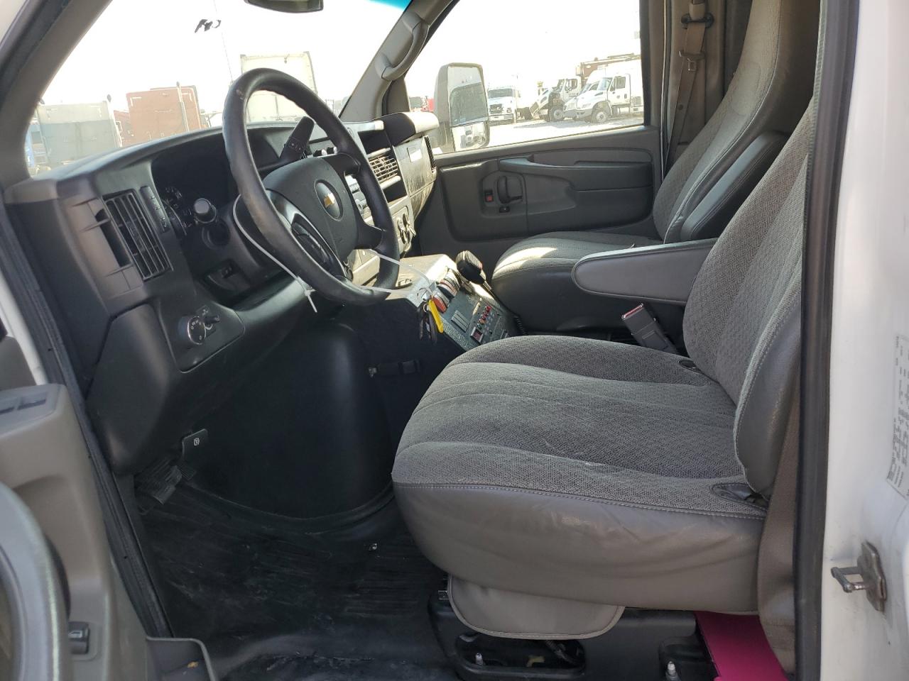 2015 Chevrolet Express G3500 VIN: 1GB3G2CL5F1138117 Lot: 85515565