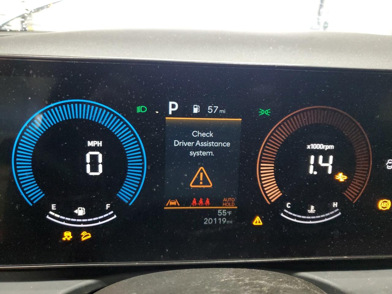 2025 Hyundai Santa Cruz Sel VIN: 5NTJBDDE4SH136814 Lot: 90945655