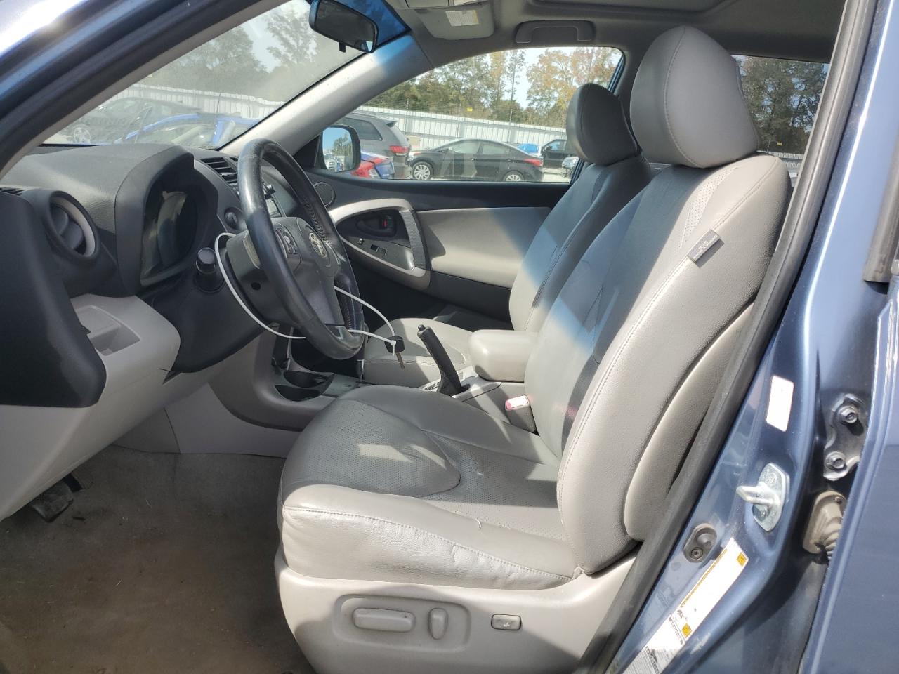 2008 Toyota Rav4 Limited VIN: JTMBK31V886044285 Lot: 89893475