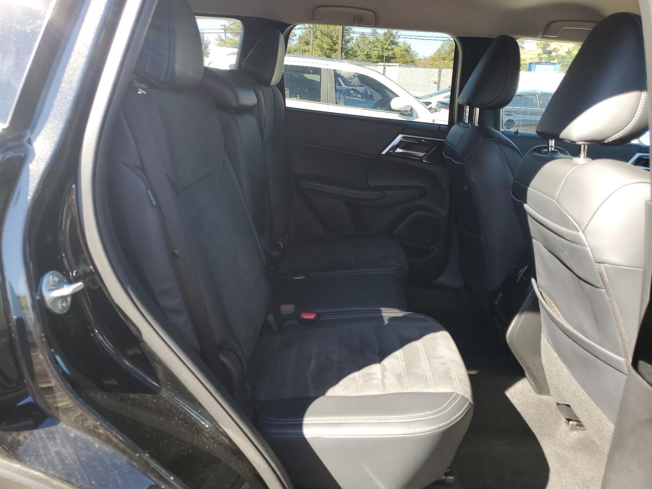 2024 Mitsubishi Outlander Se VIN: JA4J4VA87RZ058328 Lot: 82343145