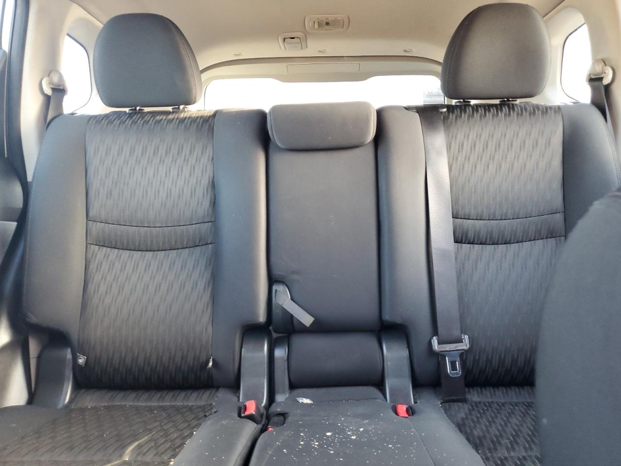 2018 Nissan Rogue S VIN: 5N1AT2MT4JC756468 Lot: 84070565