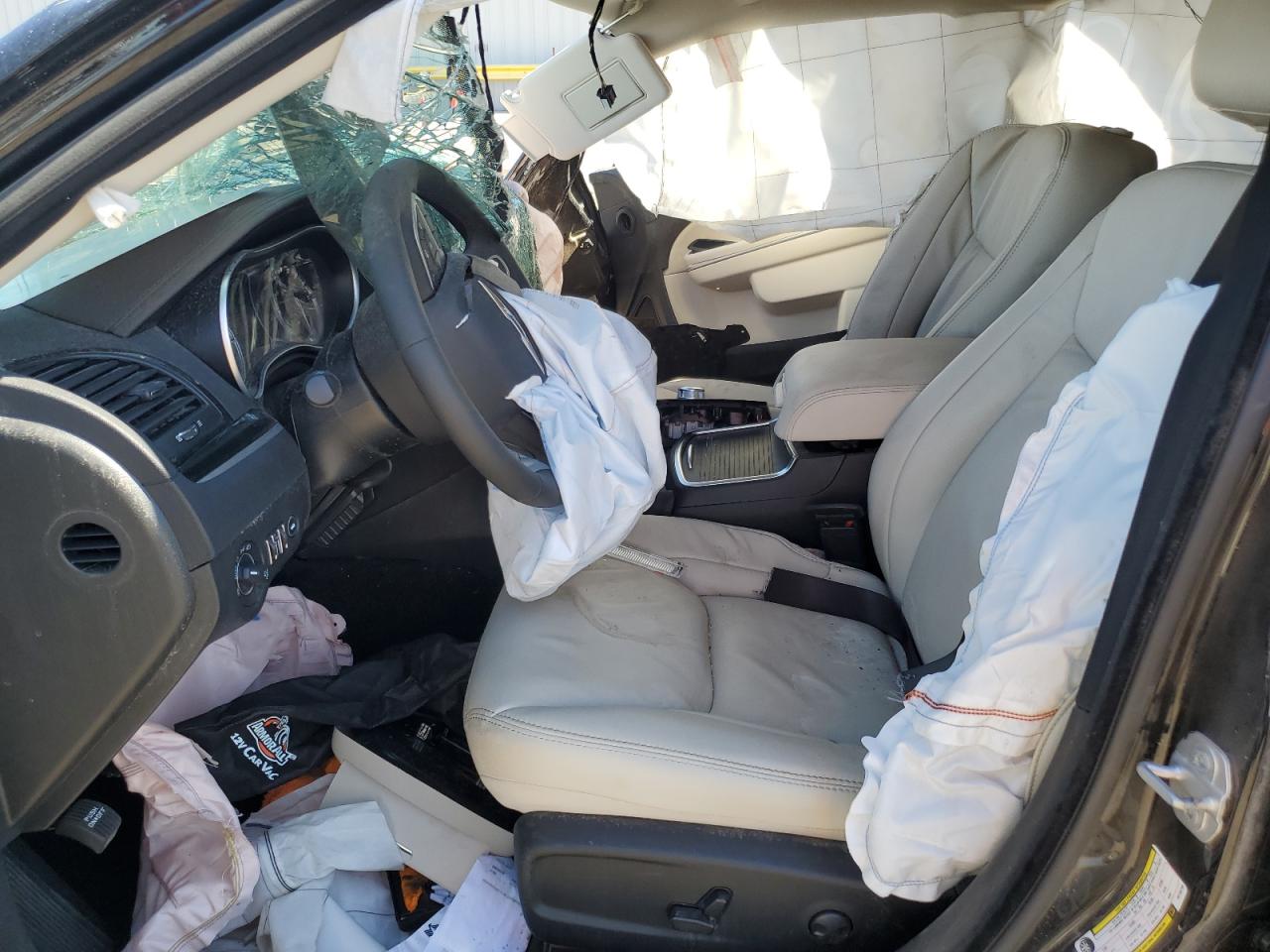 2023 Chrysler 300 Touring L VIN: 2C3CCADG2PH706799 Lot: 86160935