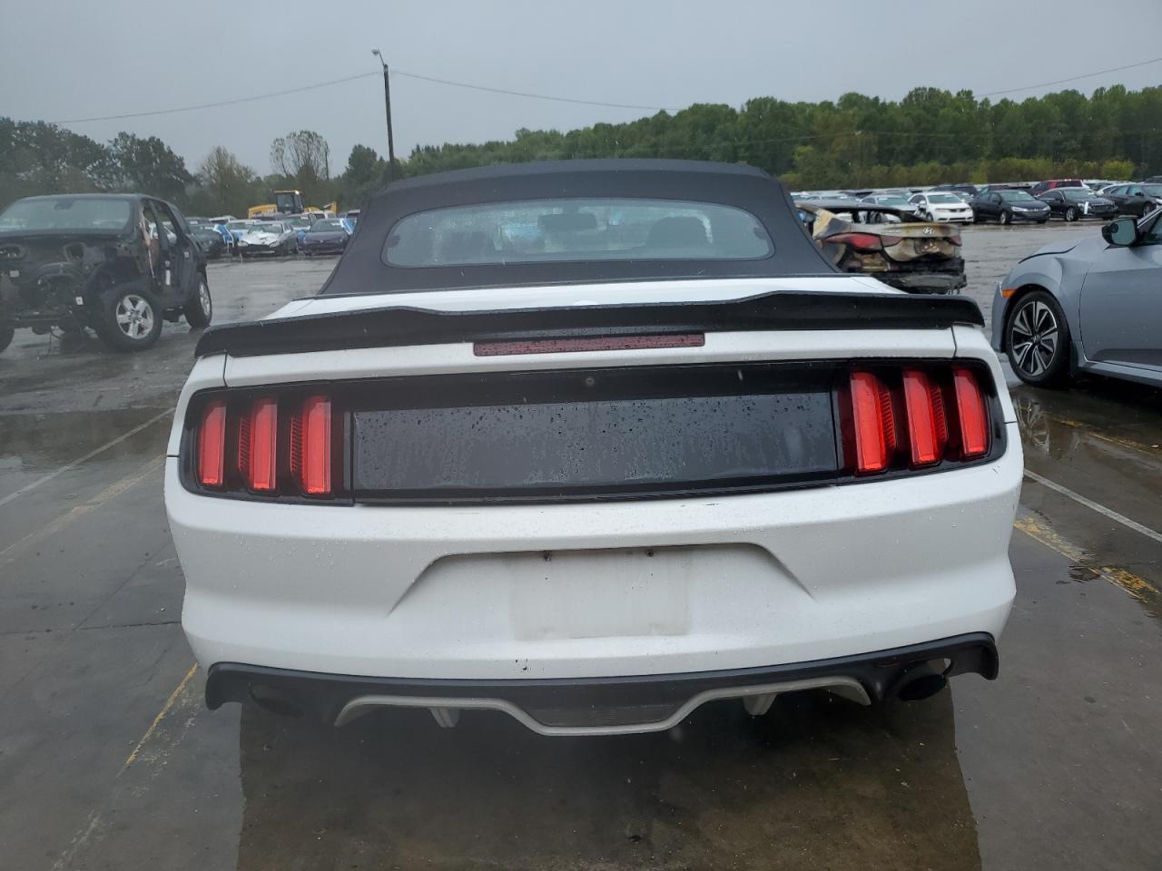 2016 Ford Mustang VIN: 1FATP8UH2G5216409 Lot: 85640265