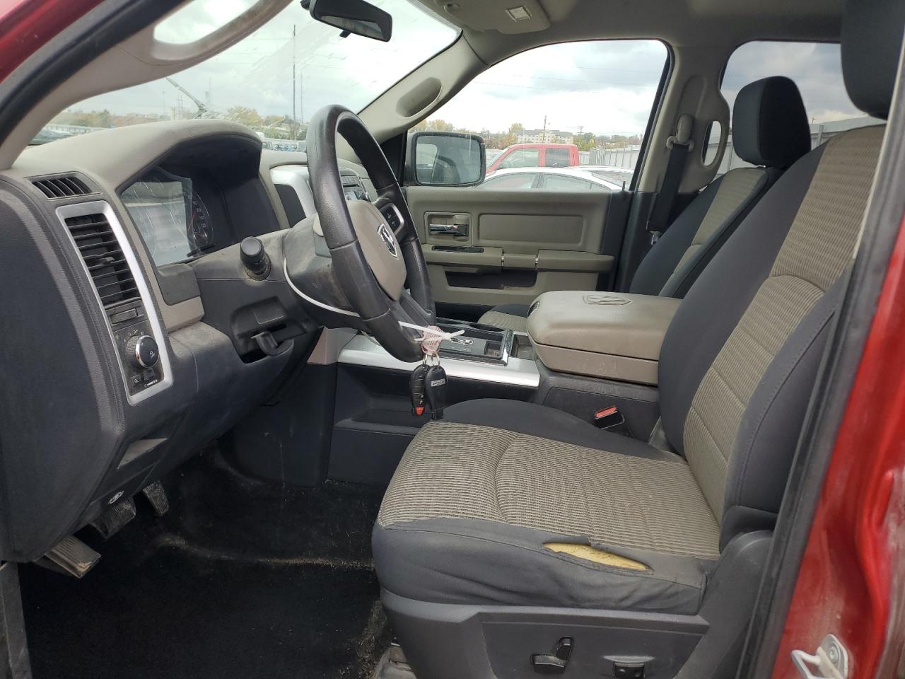 2009 Dodge Ram 1500 VIN: 1D3HV13T49S742605 Lot: 82744425