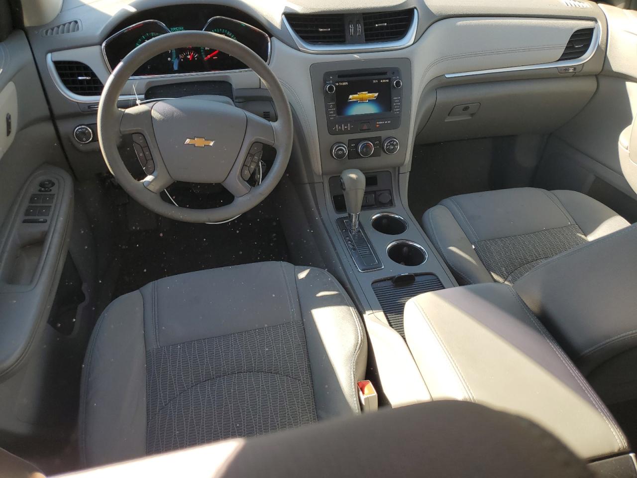 2016 Chevrolet Traverse Ls VIN: 1GNKRFKD2GJ297348 Lot: 82393065