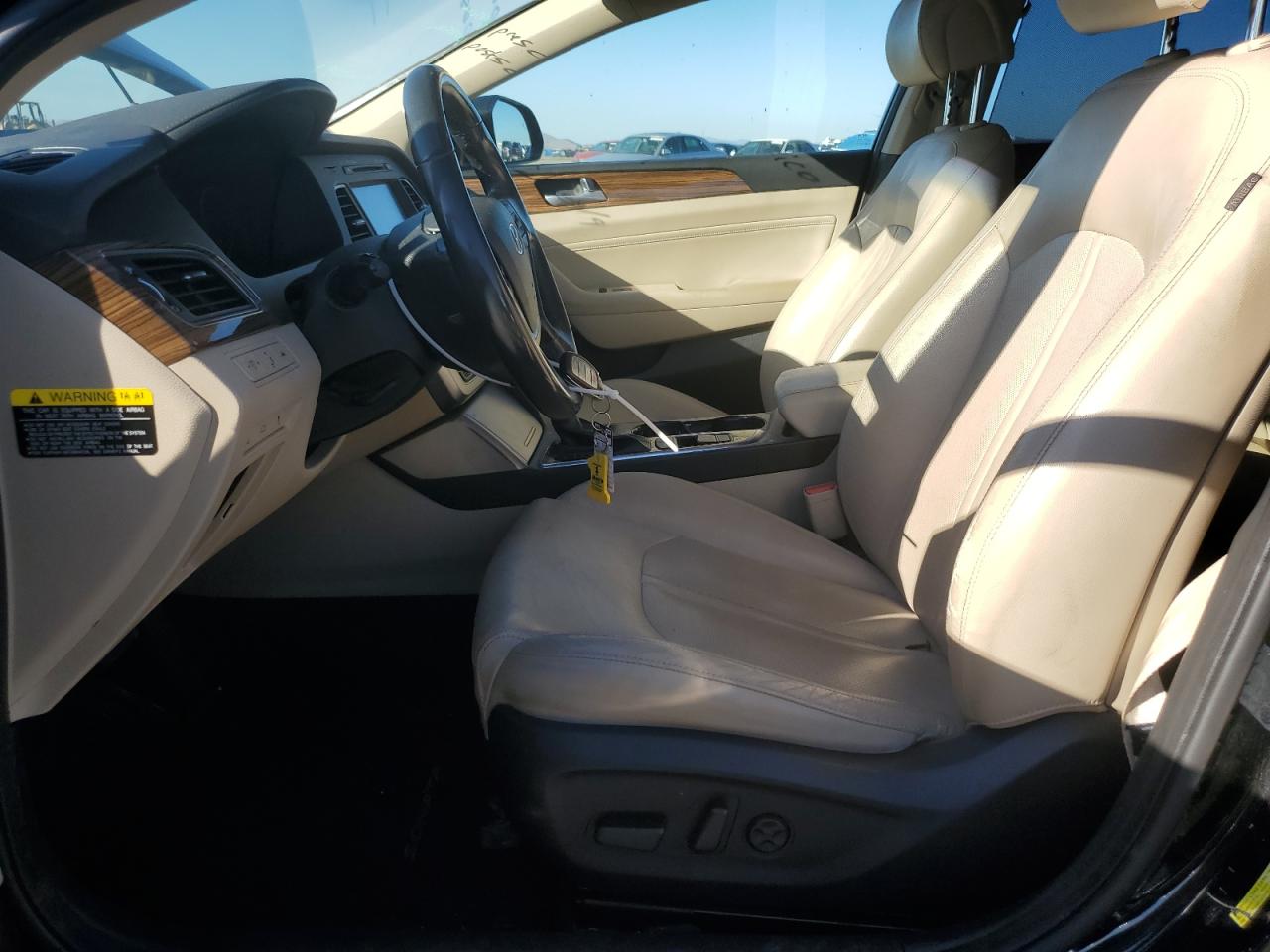 2017 Hyundai Sonata Hybrid VIN: KMHE34L31HA075219 Lot: 86843215