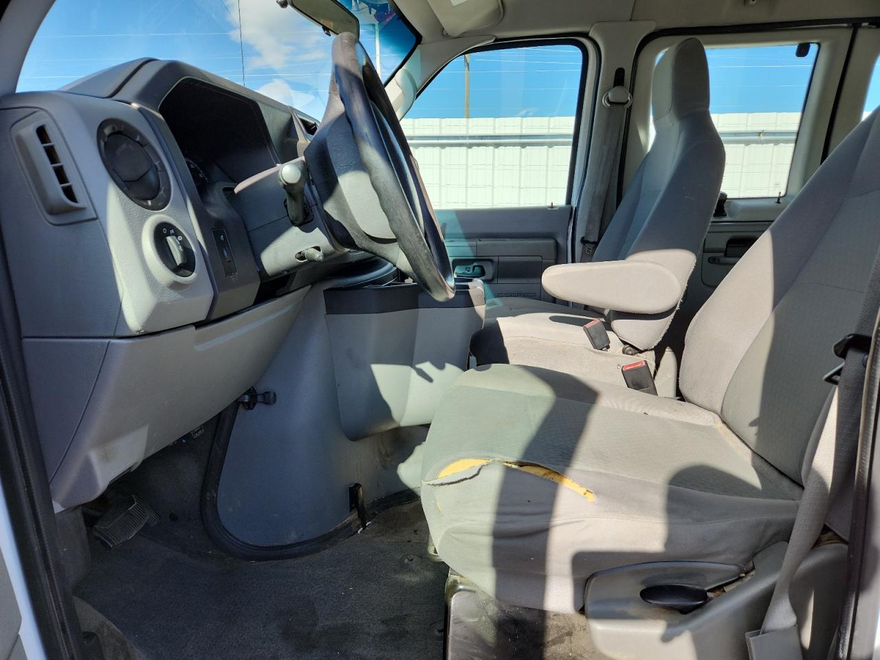 2011 Ford Econoline E350 Super Duty Wagon VIN: 1FBSS3BL6BDB21823 Lot: 86443595