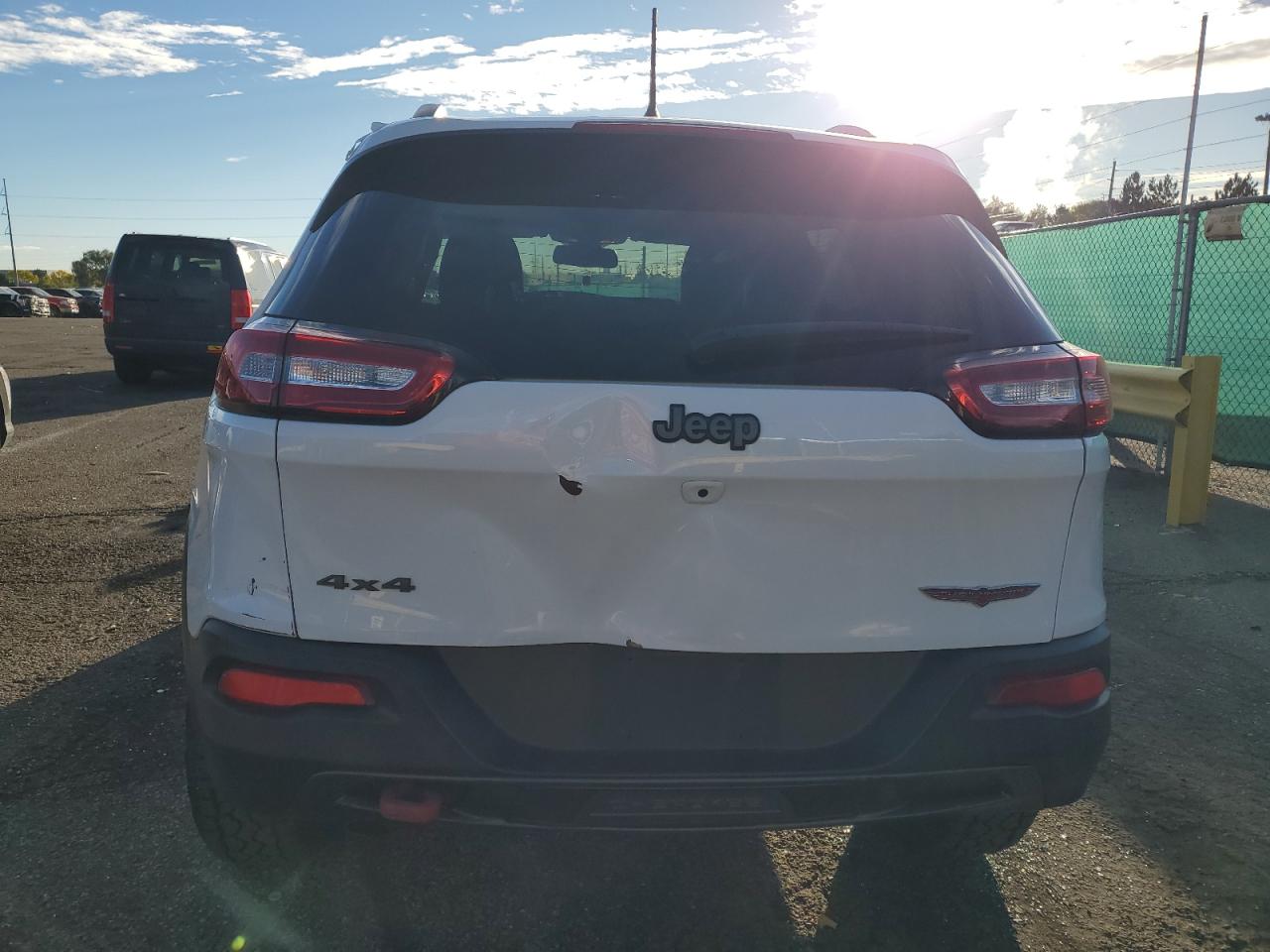 2017 Jeep Cherokee Trailhawk VIN: 1C4PJMBB2HW647378 Lot: 86664295