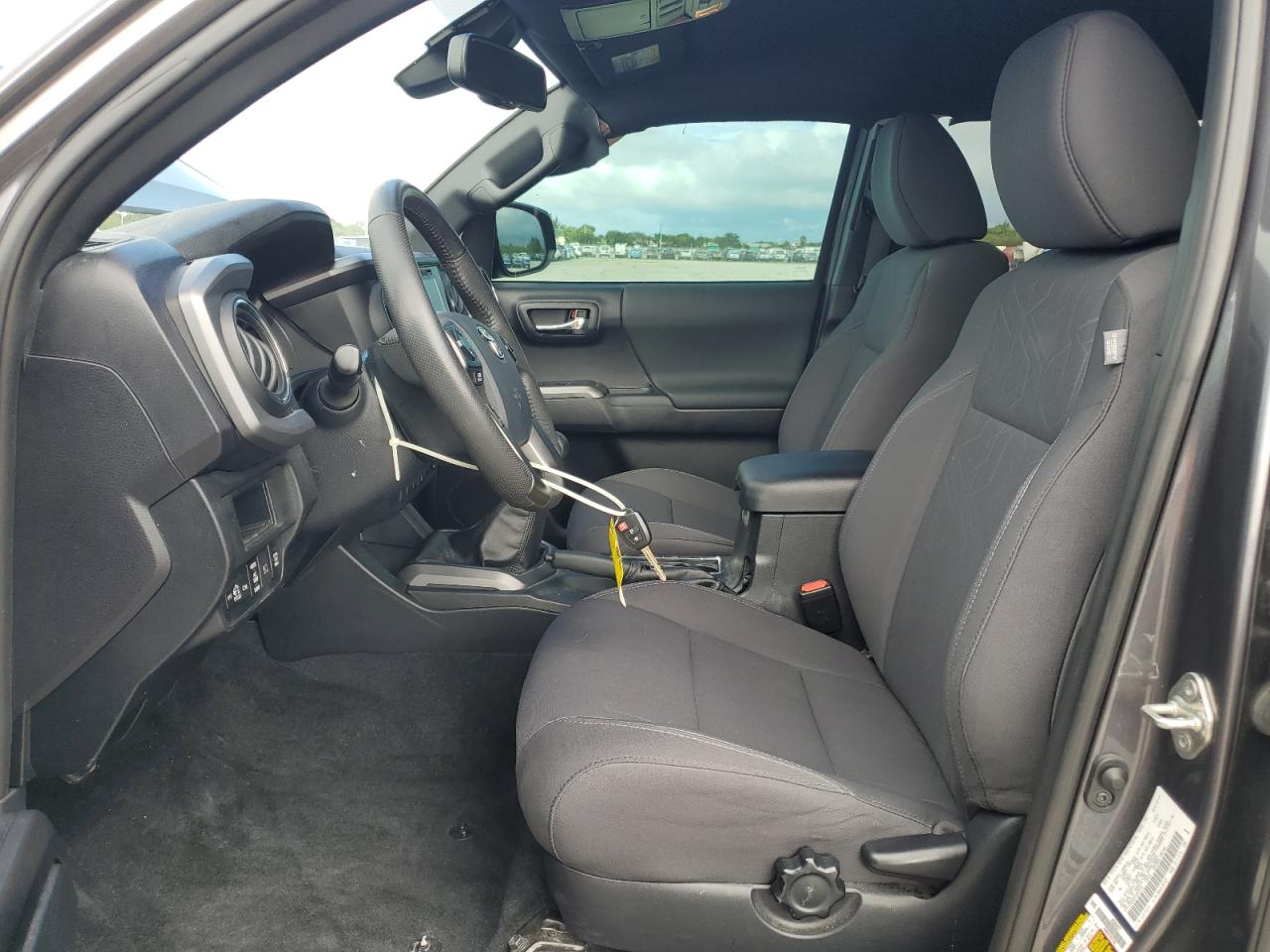 2019 Toyota Tacoma Double Cab VIN: 5TFCZ5AN2KX207610 Lot: 82318895