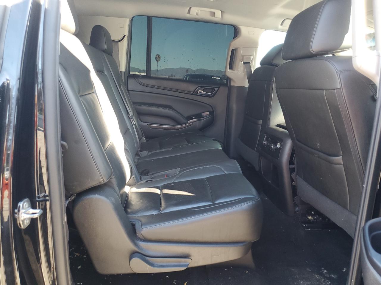 2017 Chevrolet Suburban C1500 Lt VIN: 1GNSCHKC0HR174168 Lot: 87112325
