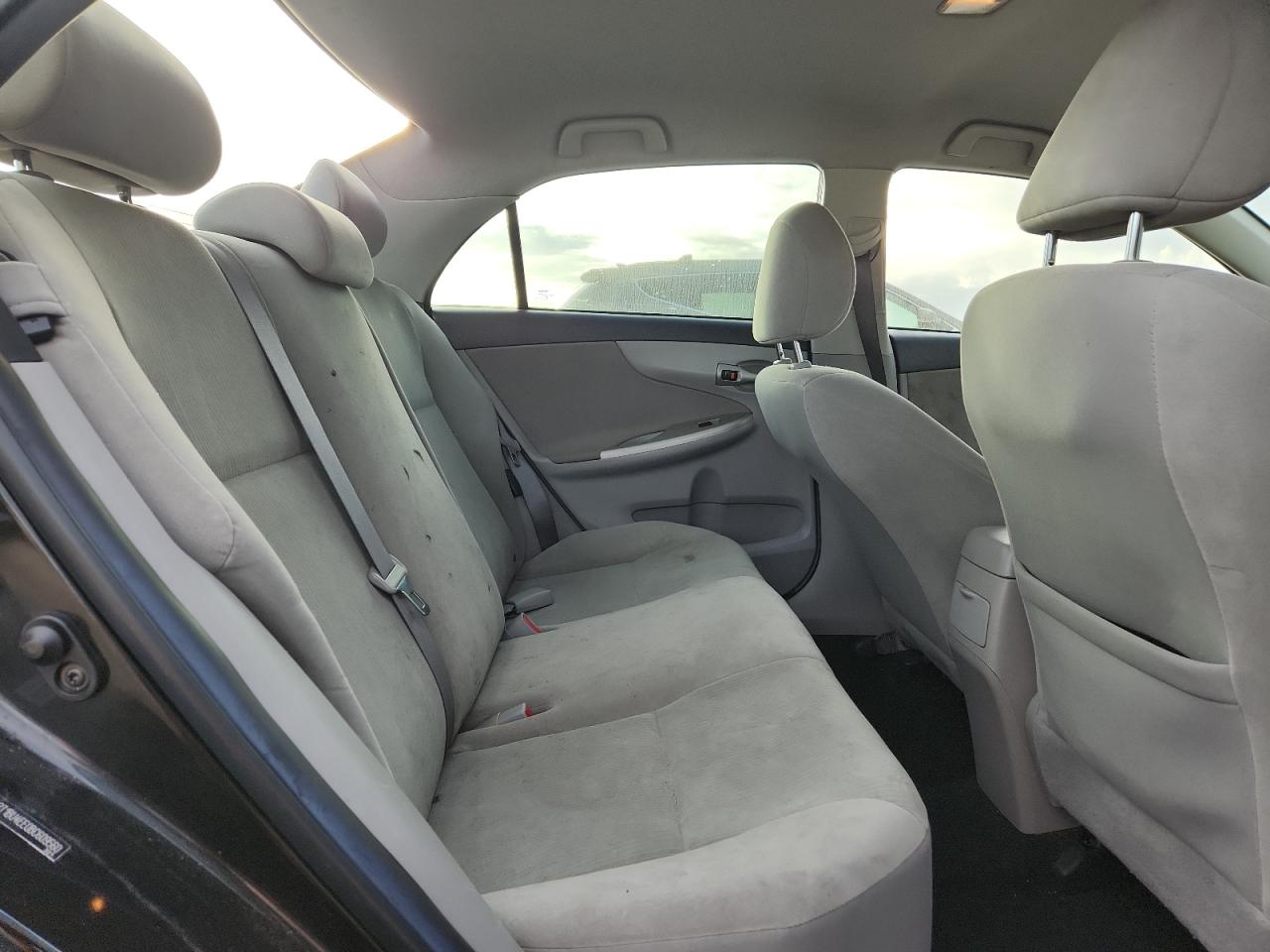 2011 Toyota Corolla Base VIN: 2T1BU4EE0BC609560 Lot: 85472615