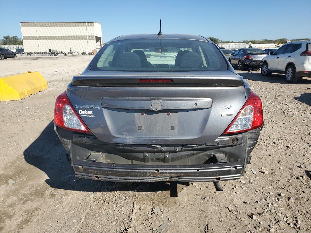 2018 Nissan Versa S VIN: 3N1CN7AP8JL884473 Lot: 85350875