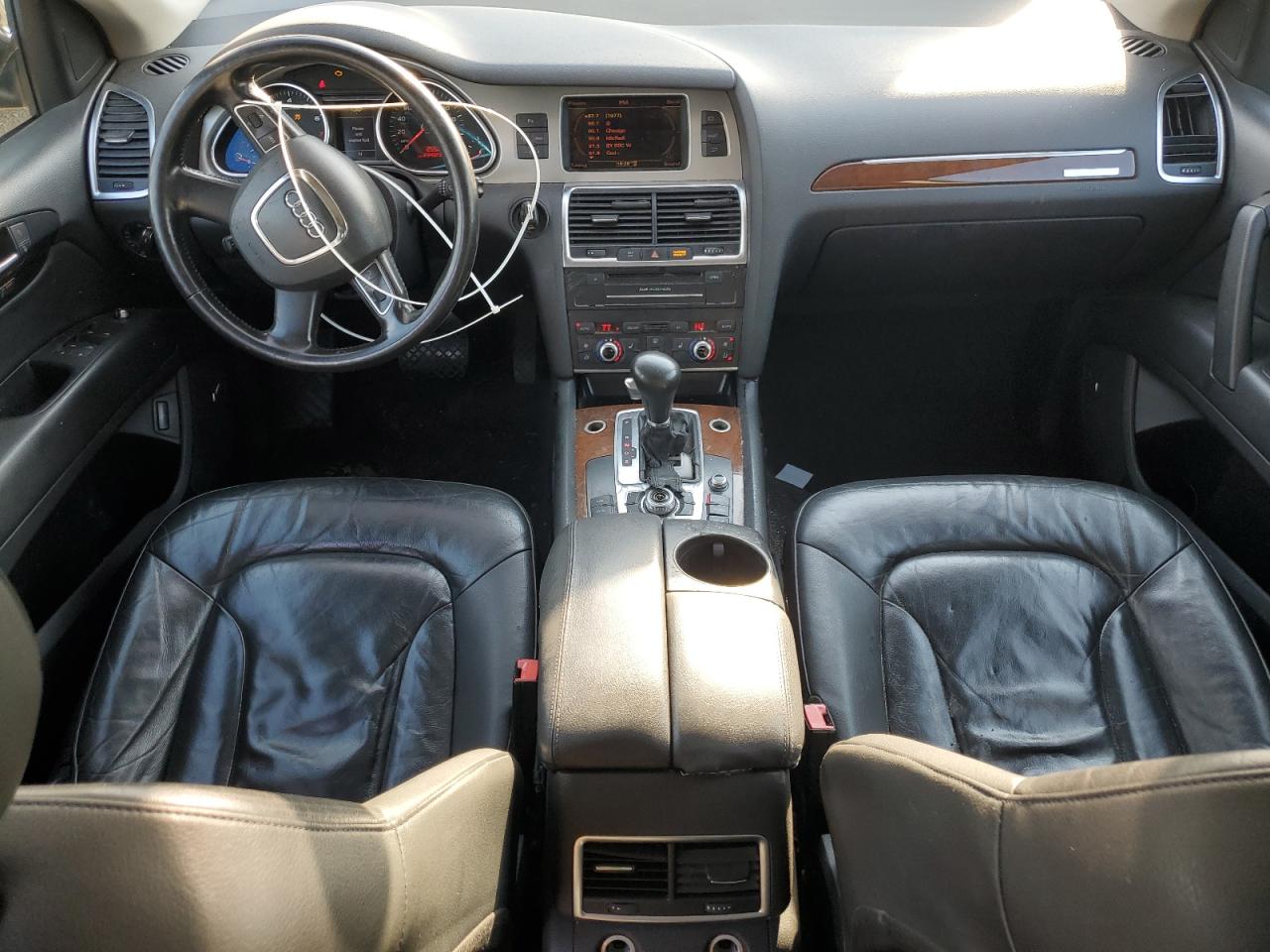 2010 Audi Q7 Premium Plus VIN: WA1LYAFE0AD007159 Lot: 86671025