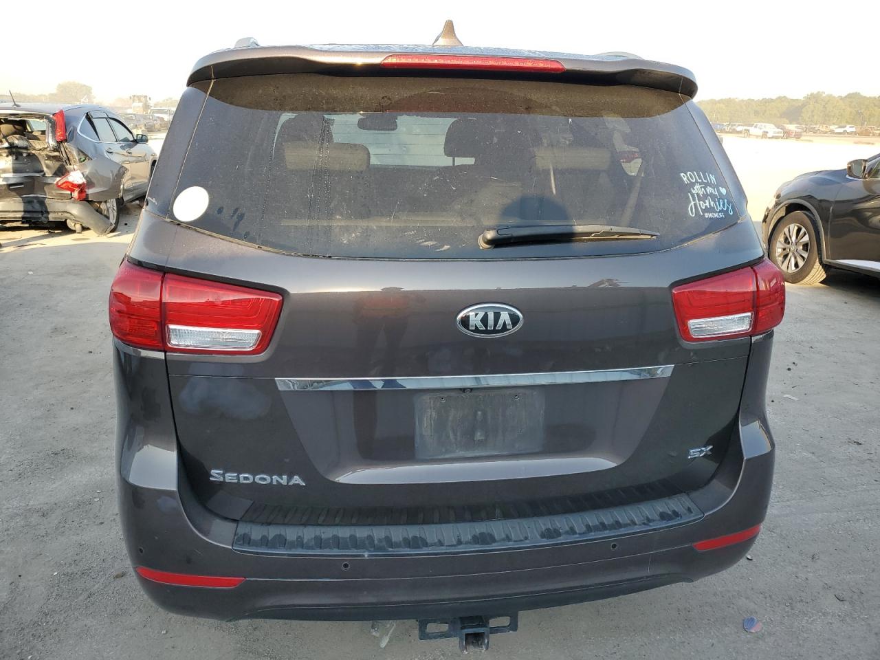 2016 Kia Sedona Ex VIN: KNDMC5C15G6170887 Lot: 84965425