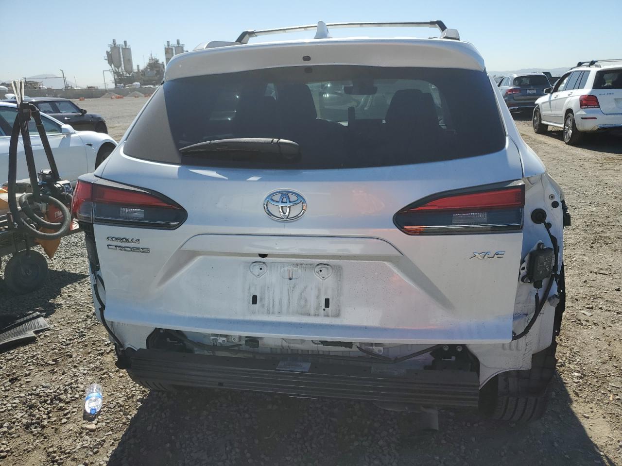 2022 Toyota Corolla Cross Xle VIN: 7MUDAAAG2NV023872 Lot: 82490075