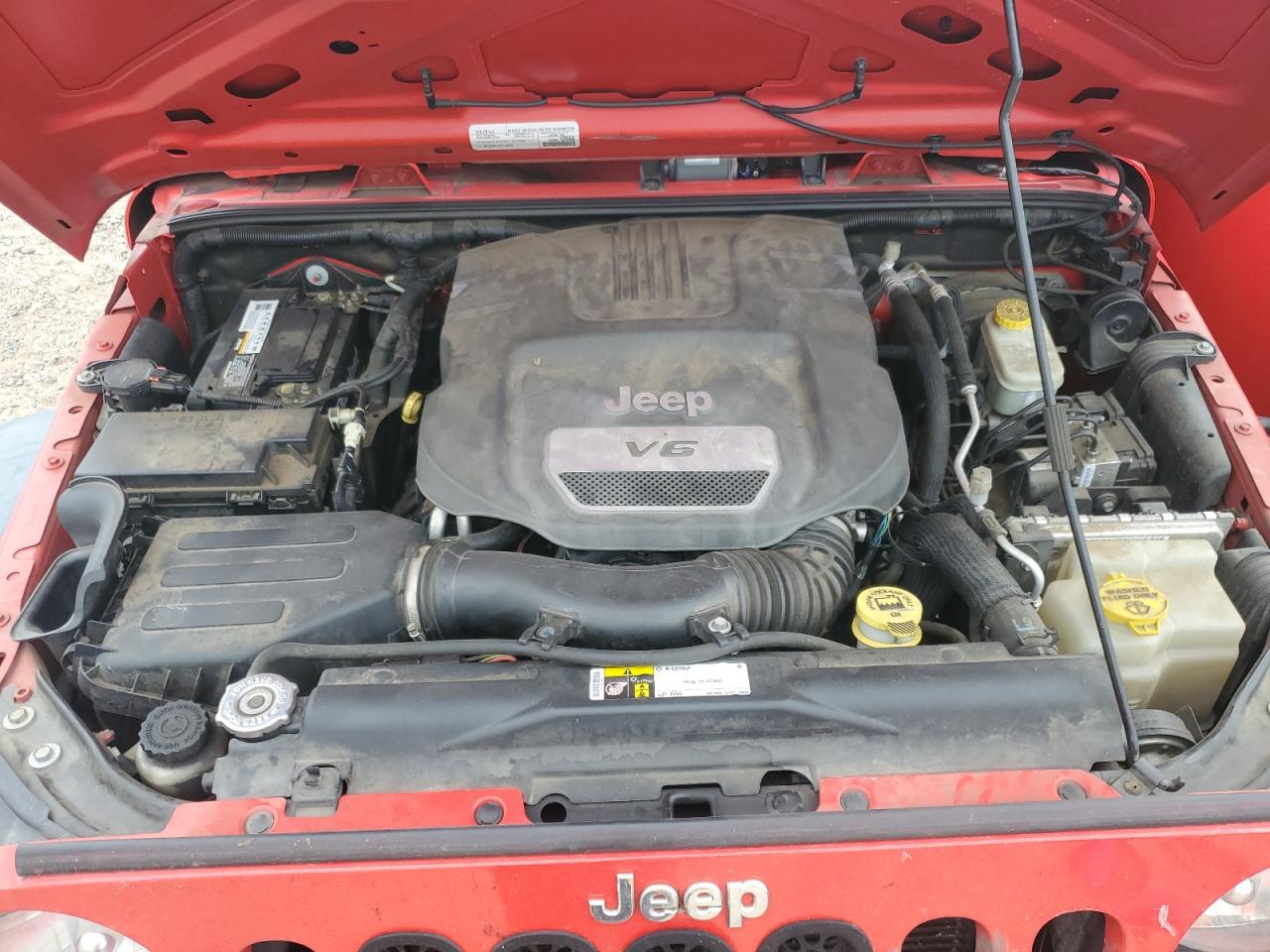 2015 Jeep Wrangler Unlimited Sport VIN: 1C4BJWDG5FL726153 Lot: 81841565