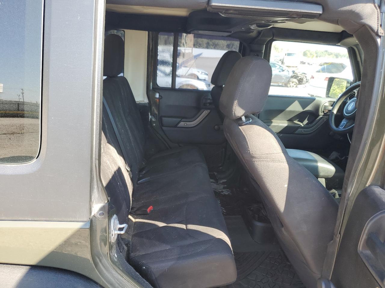 2015 Jeep Wrangler Unlimited Sport VIN: 1C4BJWDG9FL754117 Lot: 84969275