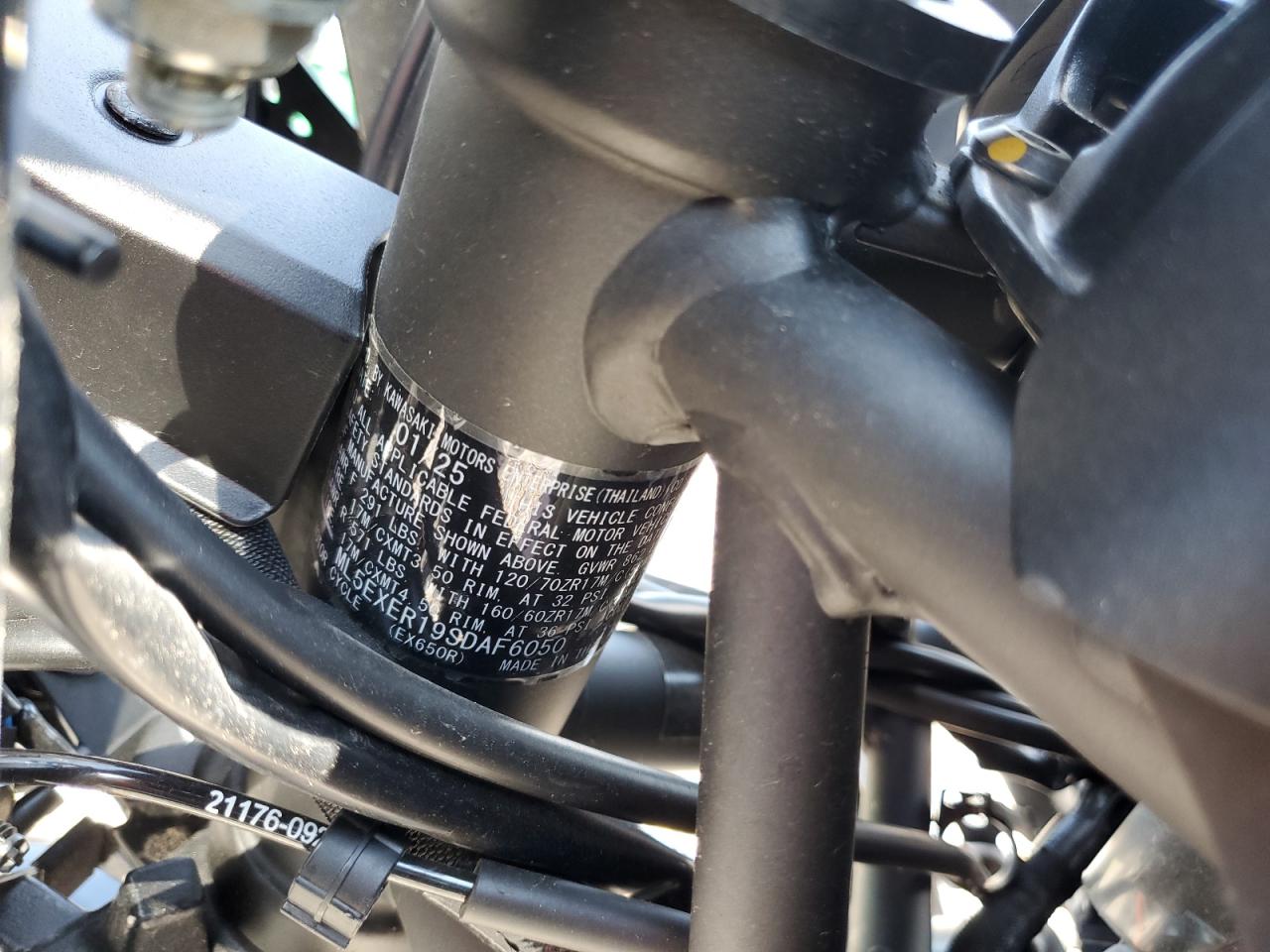 2025 Kawasaki Ex650 R VIN: ML5EXER19SDAF6050 Lot: 82314025