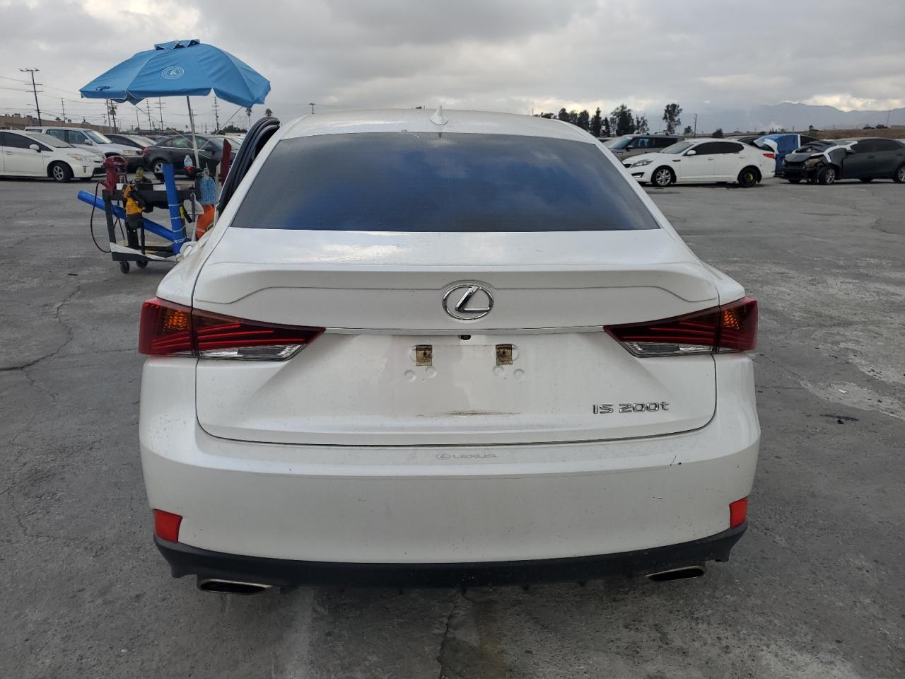 2017 Lexus Is 200T VIN: JTHBA1D26H5060479 Lot: 86083075