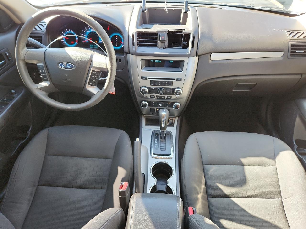 2011 Ford Fusion Se VIN: 3FAHP0HA6BR138372 Lot: 90375105