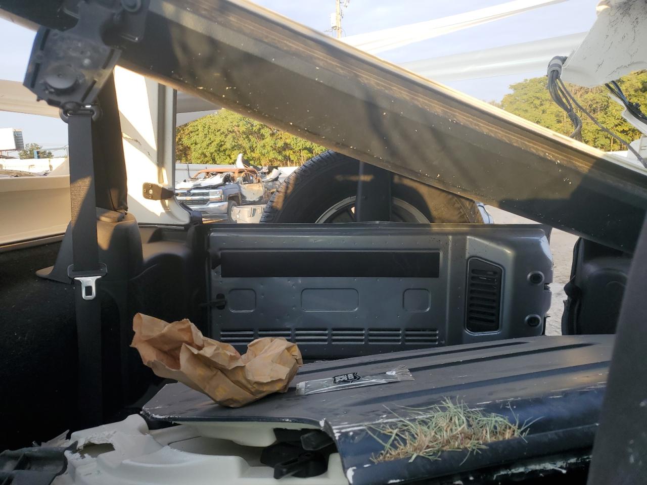 2015 Jeep Wrangler Sport VIN: 1C4AJWAG2FL690339 Lot: 81990305