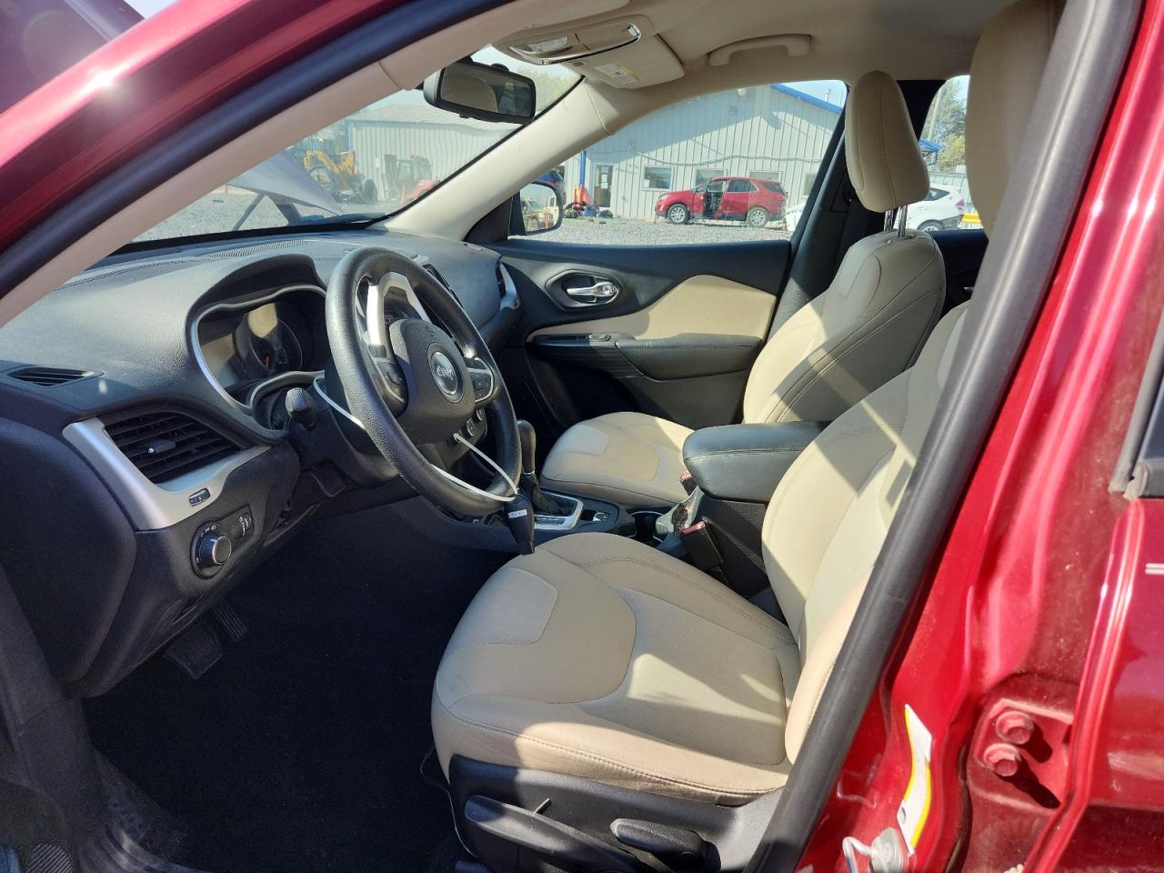 2015 Jeep Cherokee Sport VIN: 1C4PJLAB9FW712025 Lot: 84808535