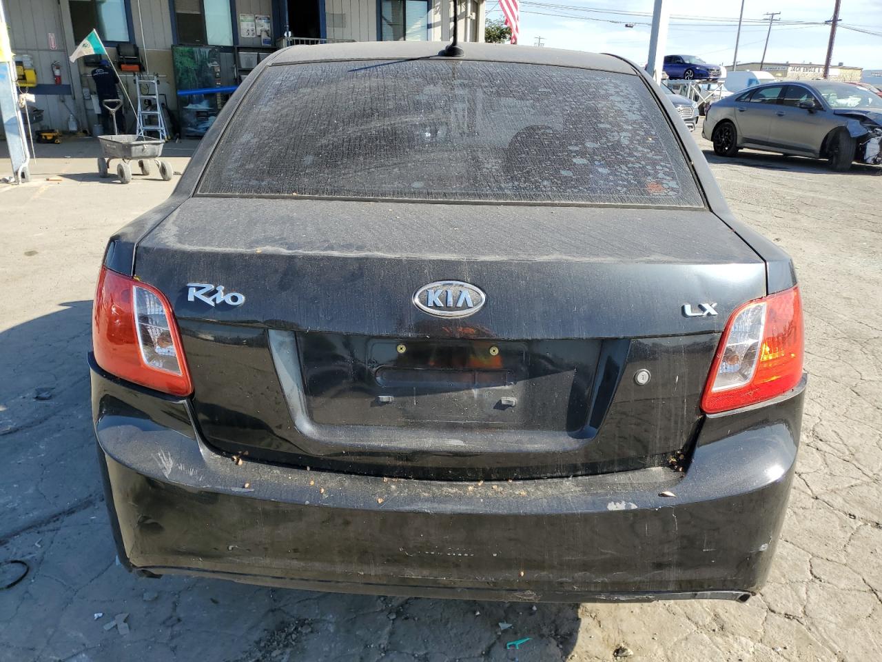 2011 Kia Rio Base VIN: KNADH4A3XB6864724 Lot: 82675905