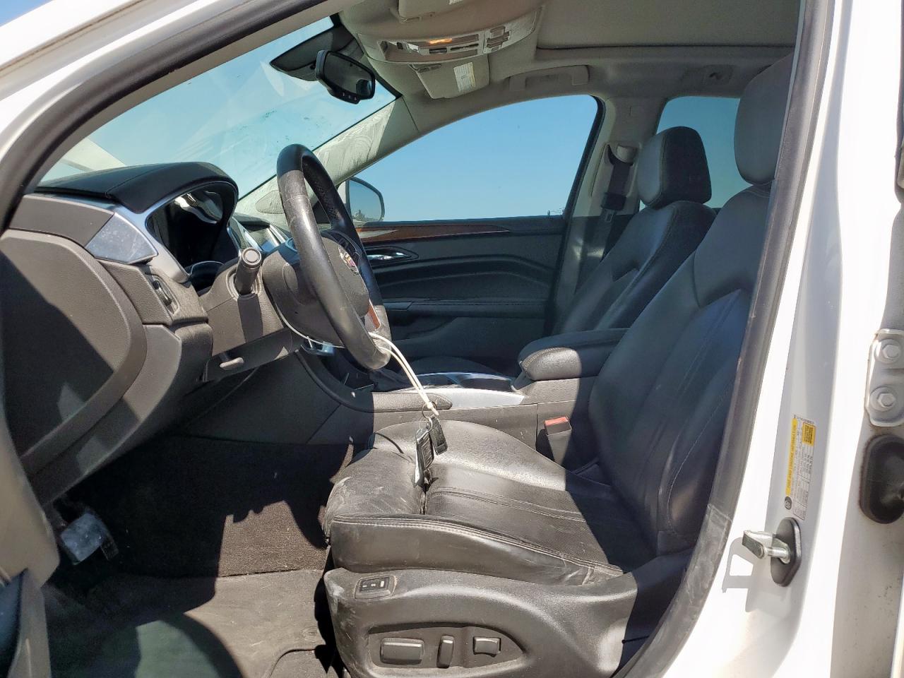 2014 Cadillac Srx Performance Collection VIN: 3GYFNCE32ES675777 Lot: 82381145