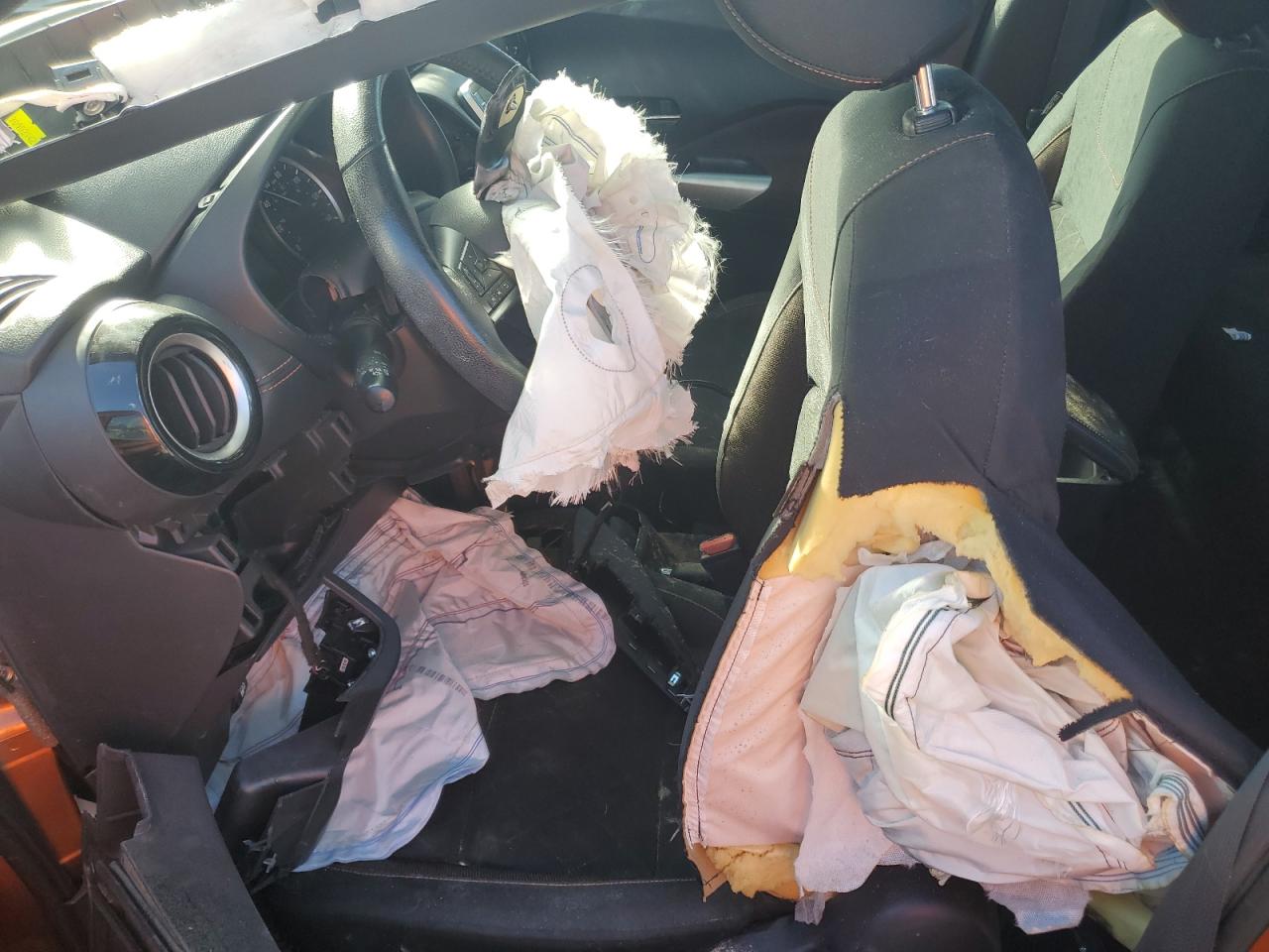 2019 Nissan Kicks S VIN: 3N1CP5CU3KL560026 Lot: 84598545