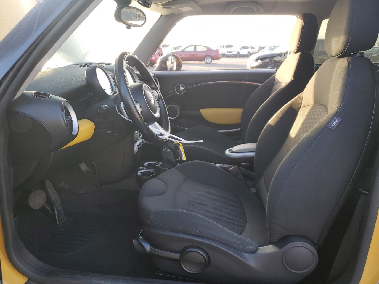 2007 Mini Cooper VIN: WMWMF33557TT52828 Lot: 82195465