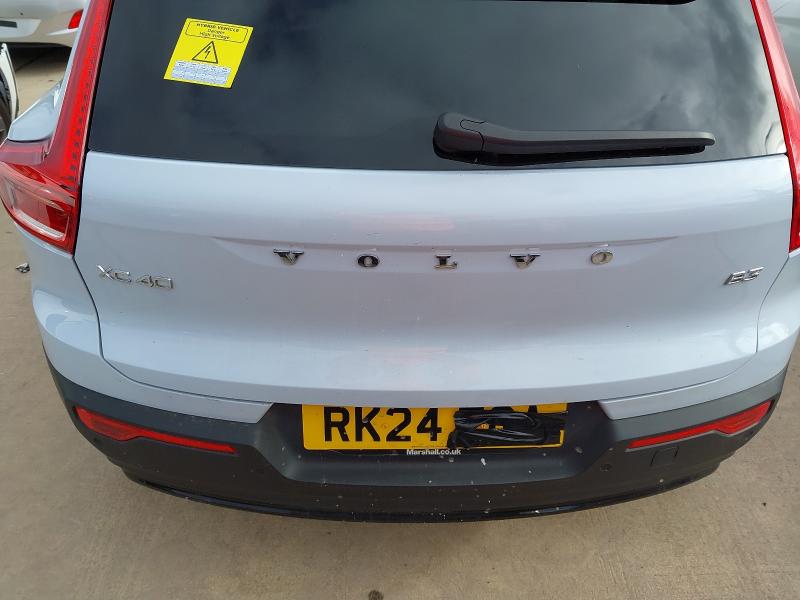 2024 VOLVO XC40 2.0 B3P ULTIMATE DARK 5DR AUTO