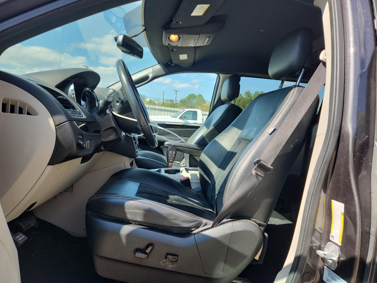 2017 Dodge Grand Caravan Sxt VIN: 2C4RDGCG0HR834171 Lot: 86550965