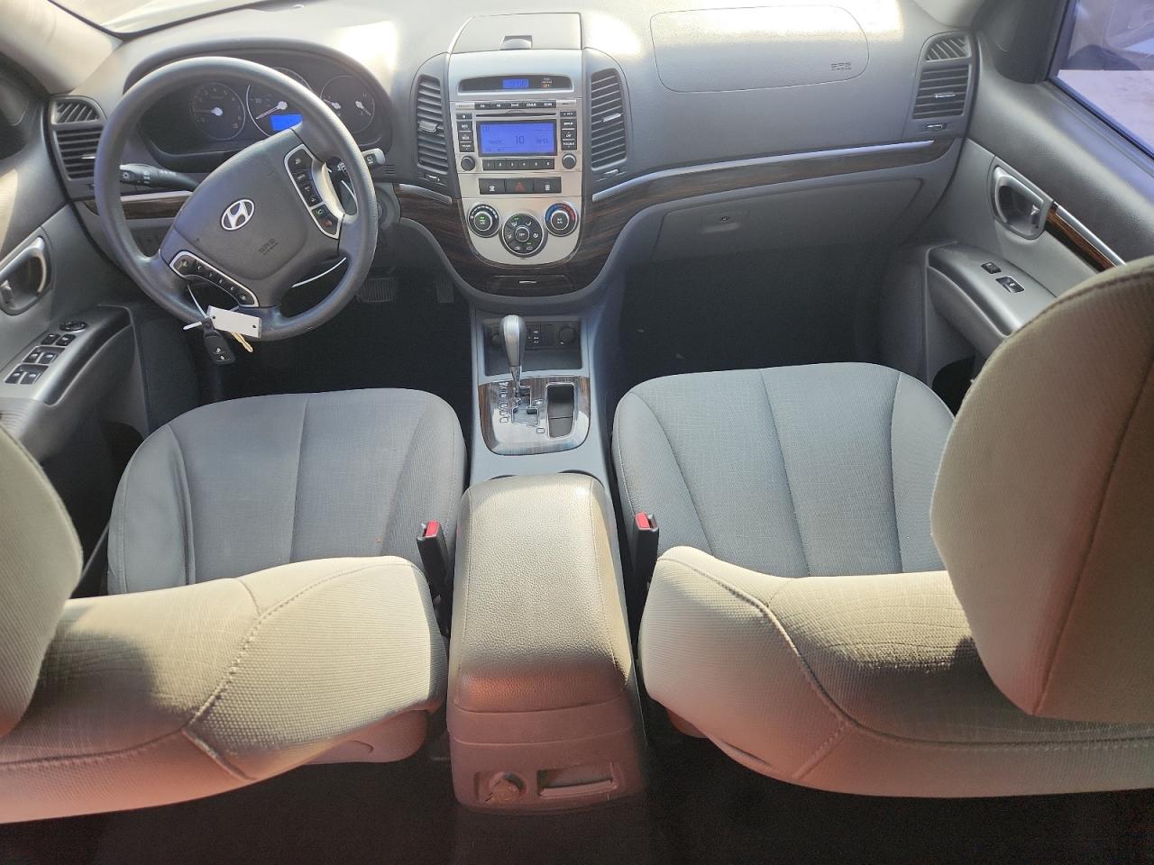 2010 Hyundai Santa Fe Gls VIN: 5NMSGDAB0AH366652 Lot: 82226165