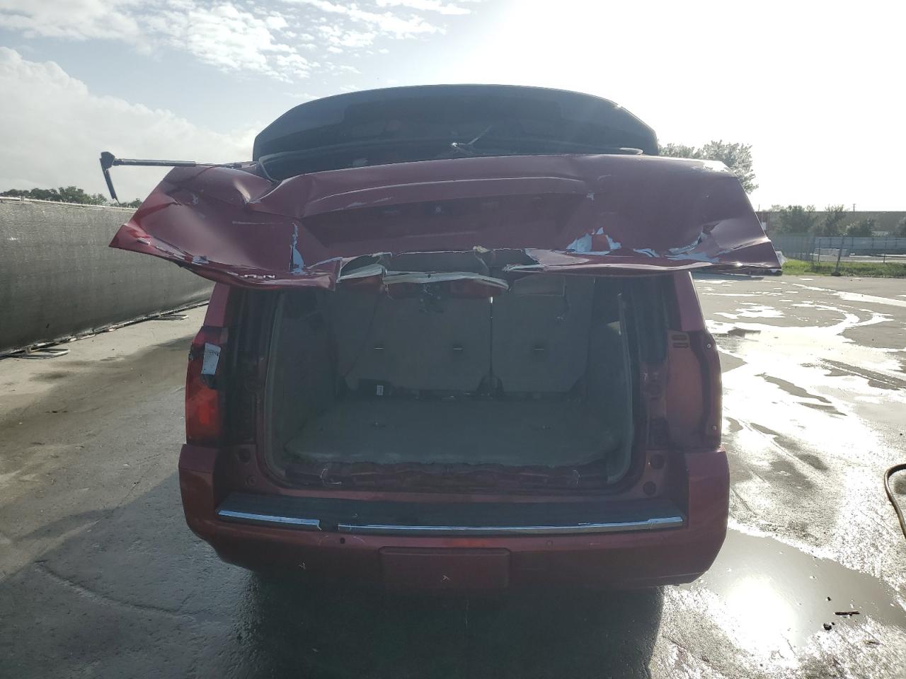 2015 Chevrolet Suburban C1500 Ltz VIN: 1GNSCKKC0FR552631 Lot: 82157695