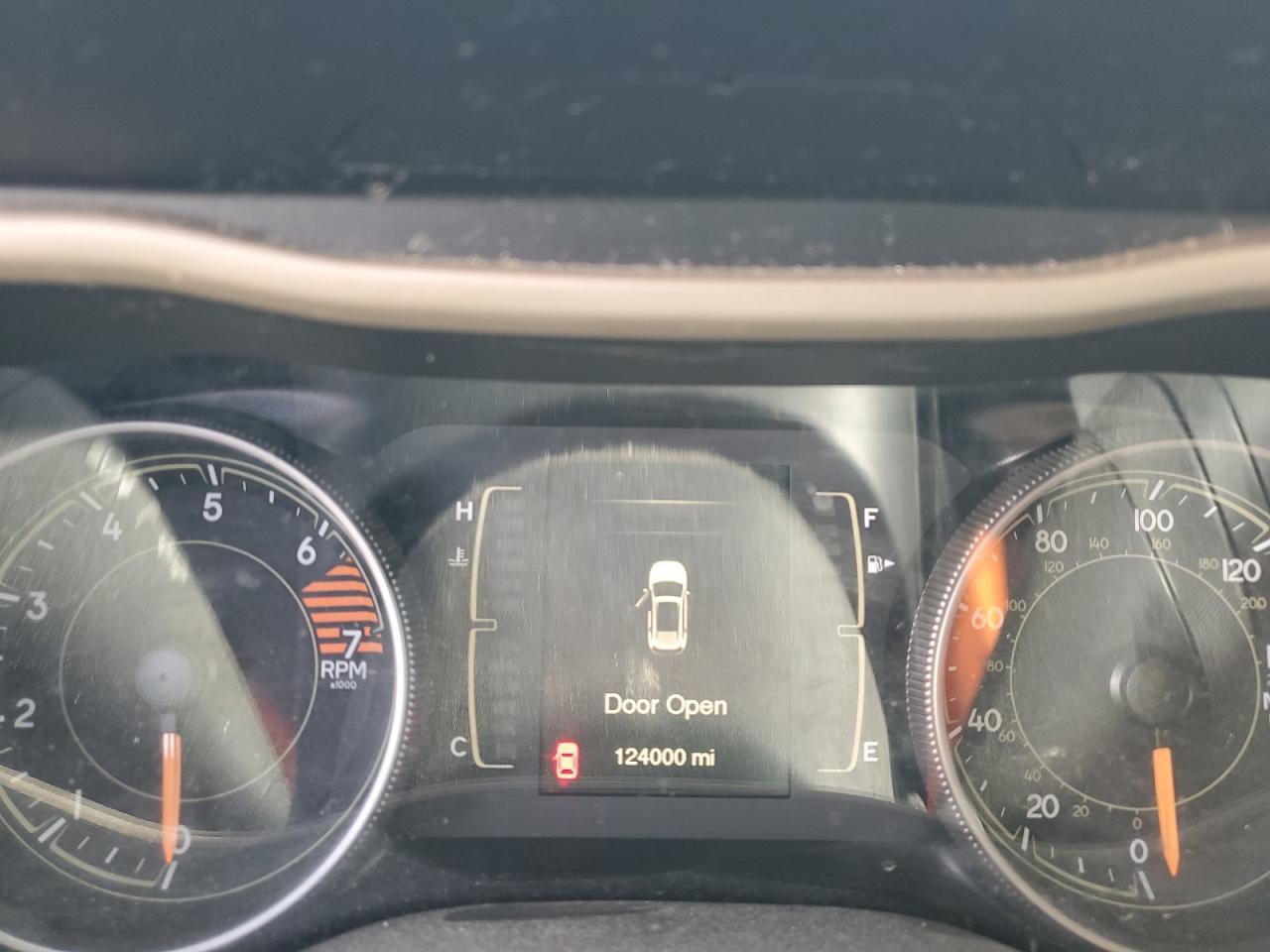 2018 Jeep Cherokee Latitude VIN: 1C4PJLCB0JD621159 Lot: 86636905