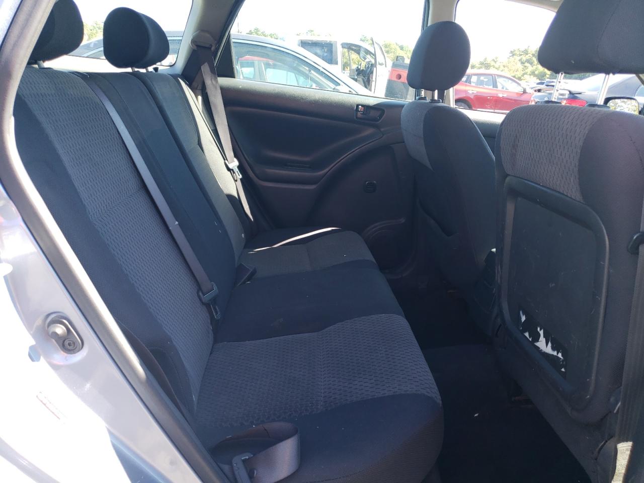 2005 Toyota Corolla Matrix Base VIN: 2T1LR30E45C385639 Lot: 85079965