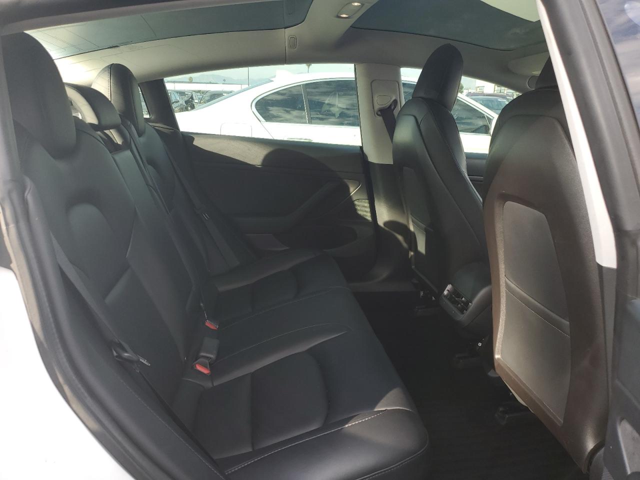 2020 Tesla Model 3 VIN: 5YJ3E1EA0LF744869 Lot: 85909595