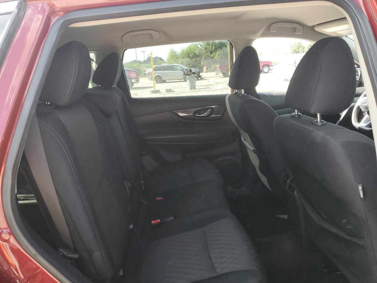 2019 Nissan Rogue S VIN: 5N1AT2MT9KC702004 Lot: 85674315