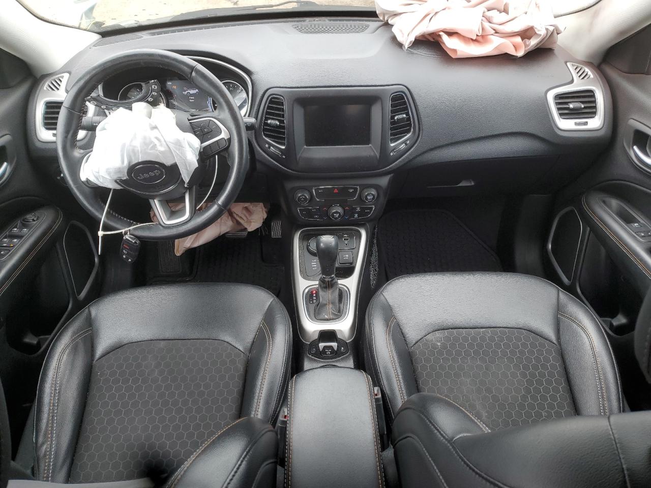 2019 Jeep Compass Latitude VIN: 3C4NJDBB6KT711927 Lot: 89624945