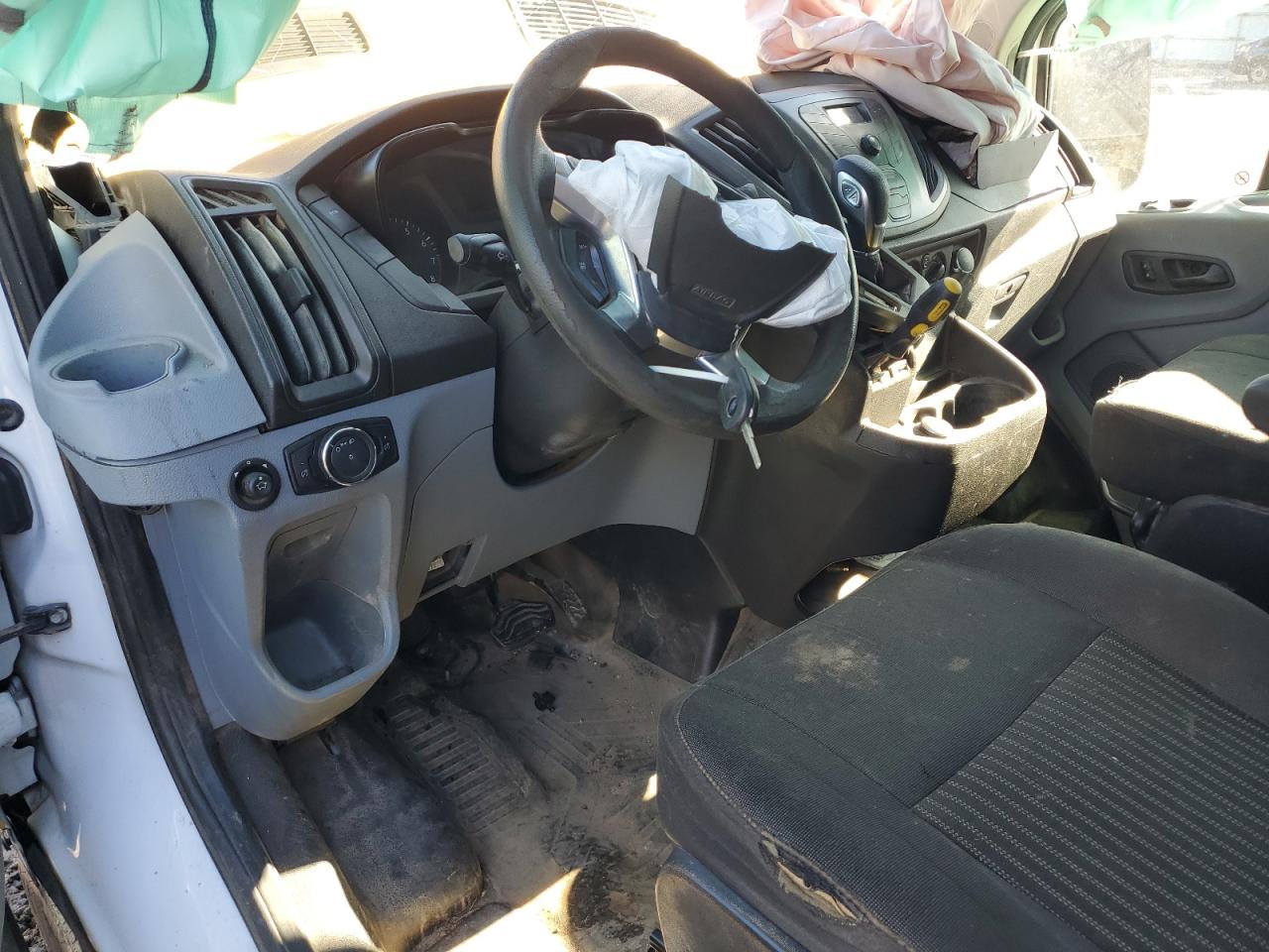 2019 Ford Transit T-250 VIN: 1FTYR1YM7KKB52421 Lot: 90122255