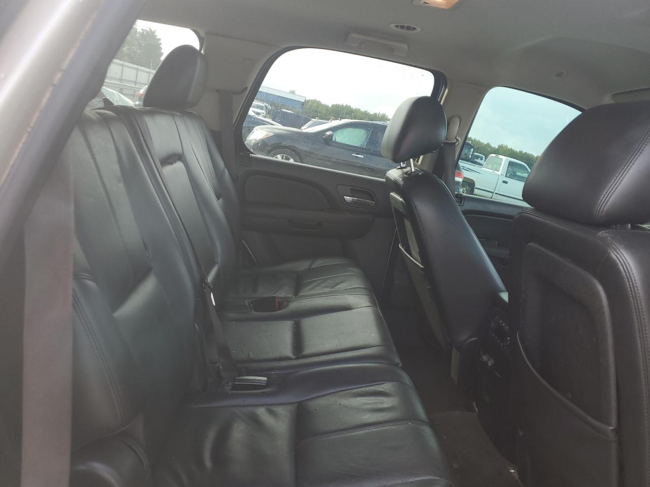 2013 Chevrolet Tahoe K1500 Lt VIN: 1GNSKBE05DR265240 Lot: 85568135