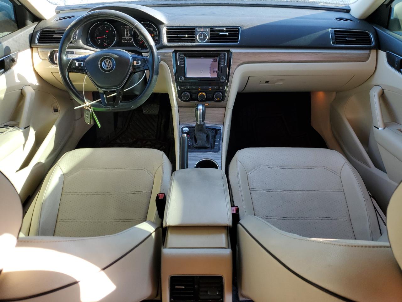 2016 Volkswagen Passat Se VIN: 1VWBT7A34GC005872 Lot: 81988055