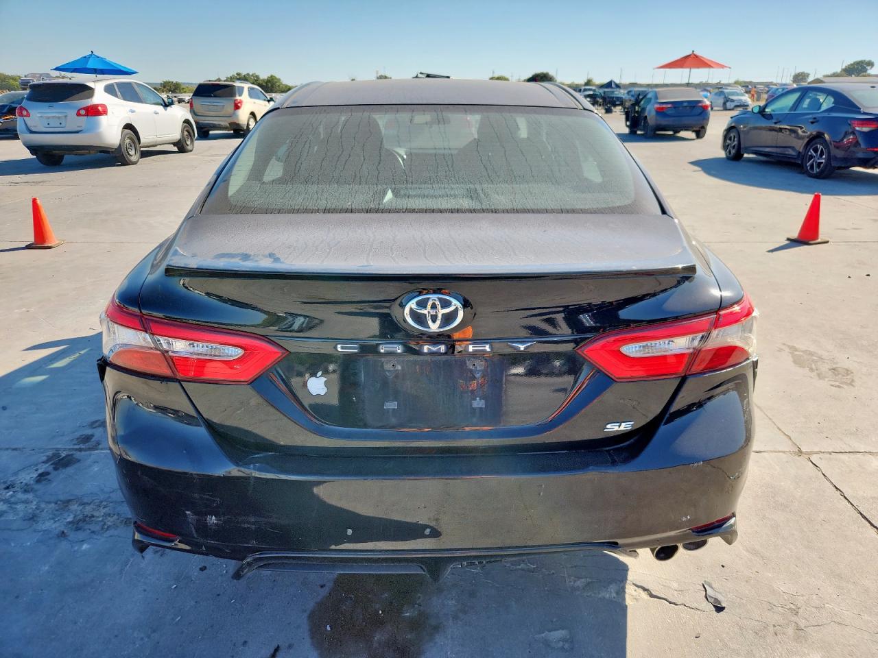 2018 Toyota Camry L VIN: 4T1B11HK7JU558760 Lot: 86340905