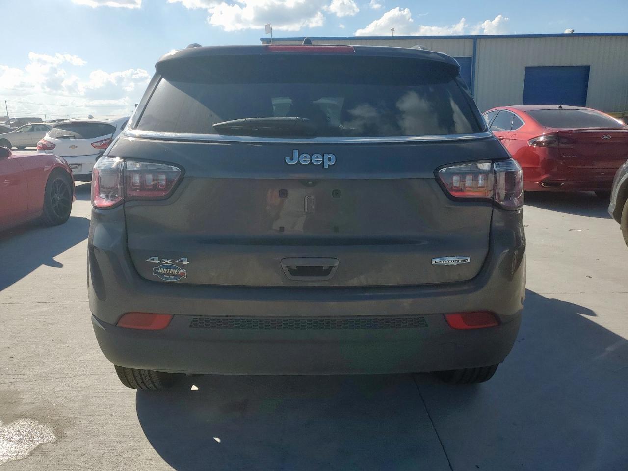 2024 Jeep Compass Latitude Lux VIN: 3C4NJDFN0RT593999 Lot: 82240965