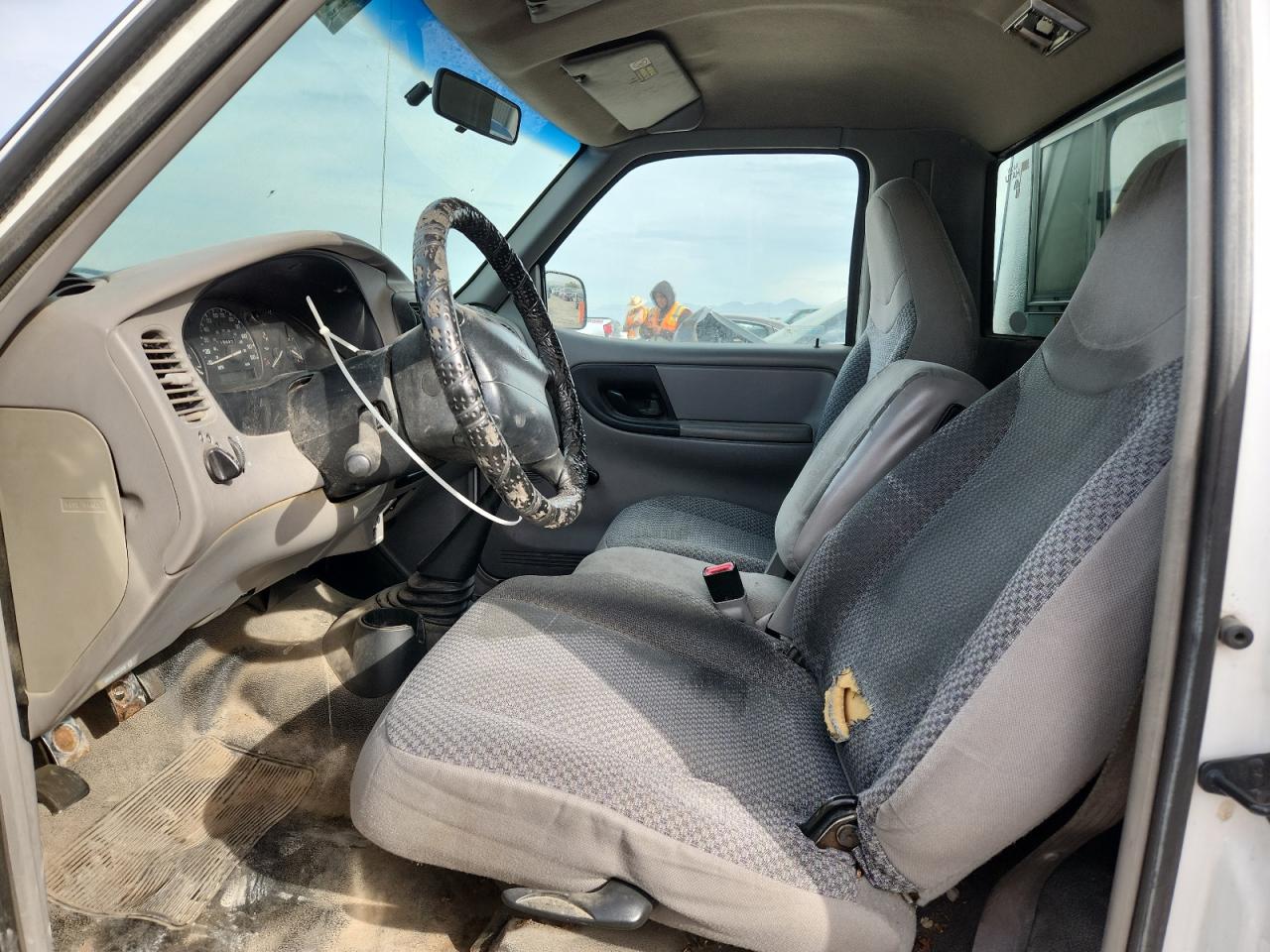 1998 Ford Ranger VIN: 1FTYR10C0WUB16888 Lot: 87385295