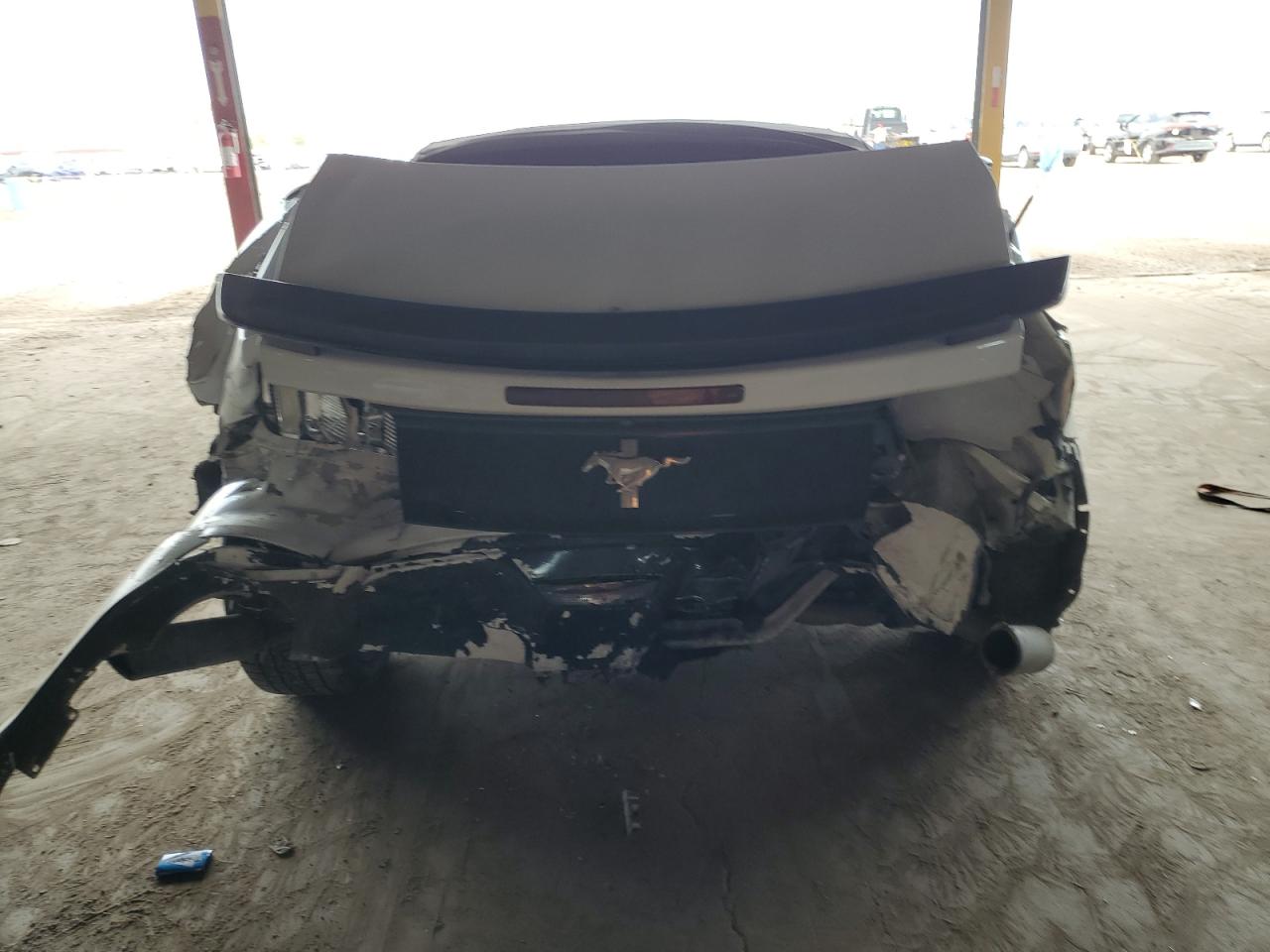 2016 Ford Mustang VIN: 1FATP8EM2G5318384 Lot: 85717475