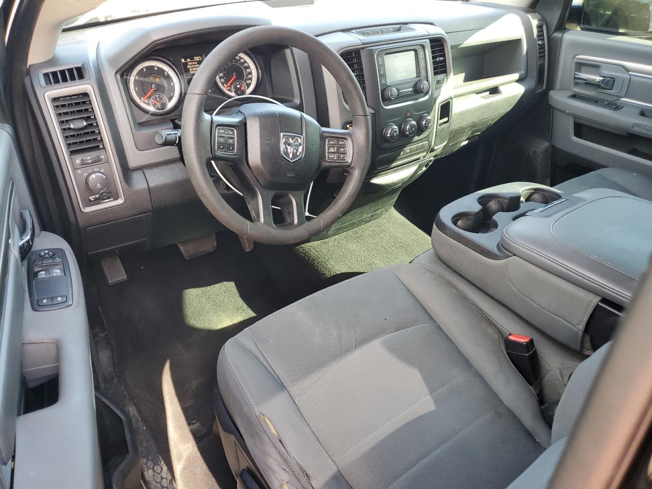 2017 Ram 1500 St VIN: 3C6JR6AT2HG713857 Lot: 87406575