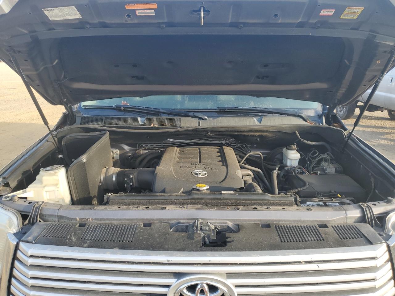 2017 Toyota Tundra Crewmax Limited VIN: 5TFHW5F13HX620276 Lot: 85293115