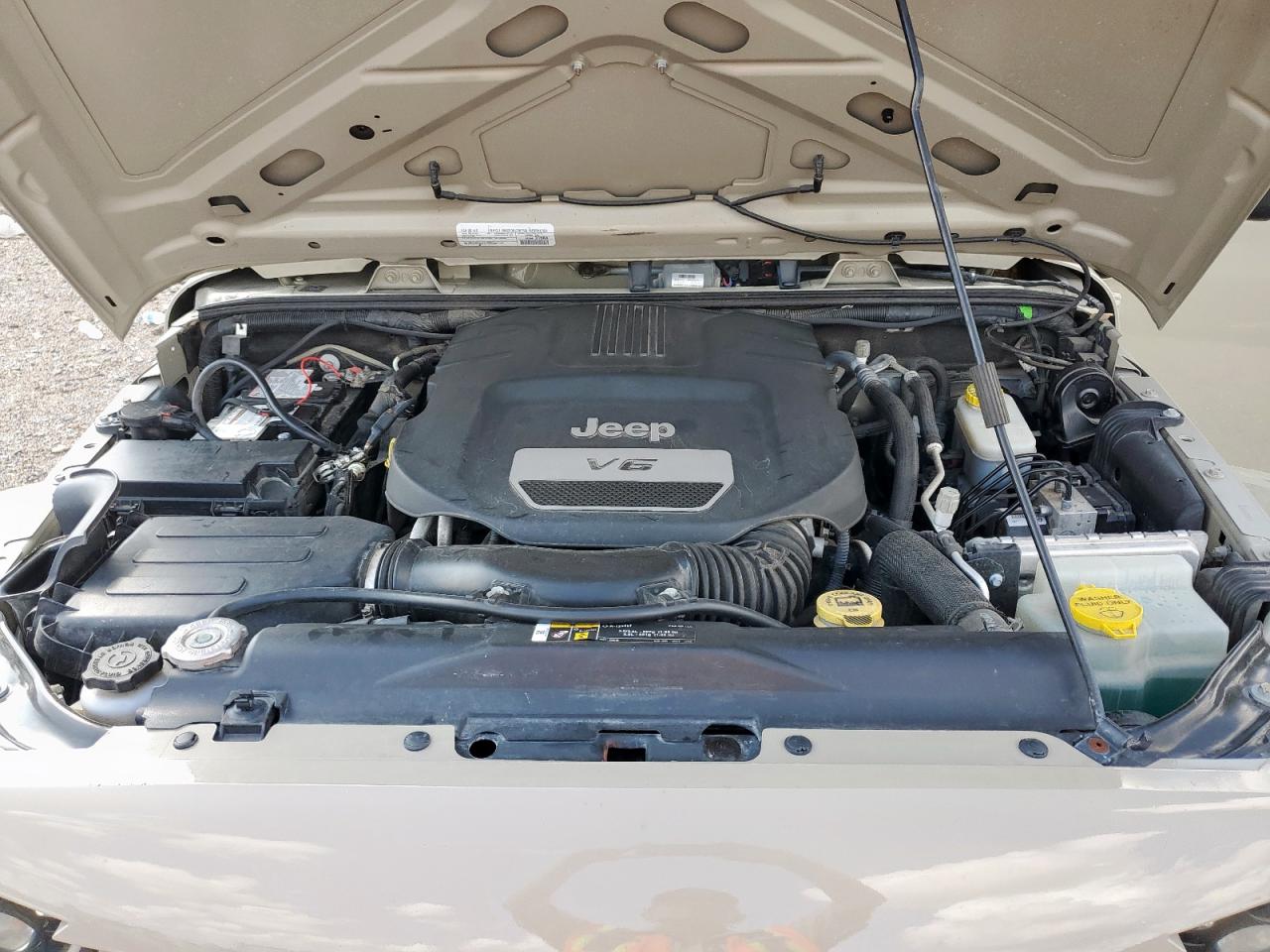 2018 Jeep Wrangler Unlimited Sport VIN: 1C4HJWDG8JL852932 Lot: 85532885