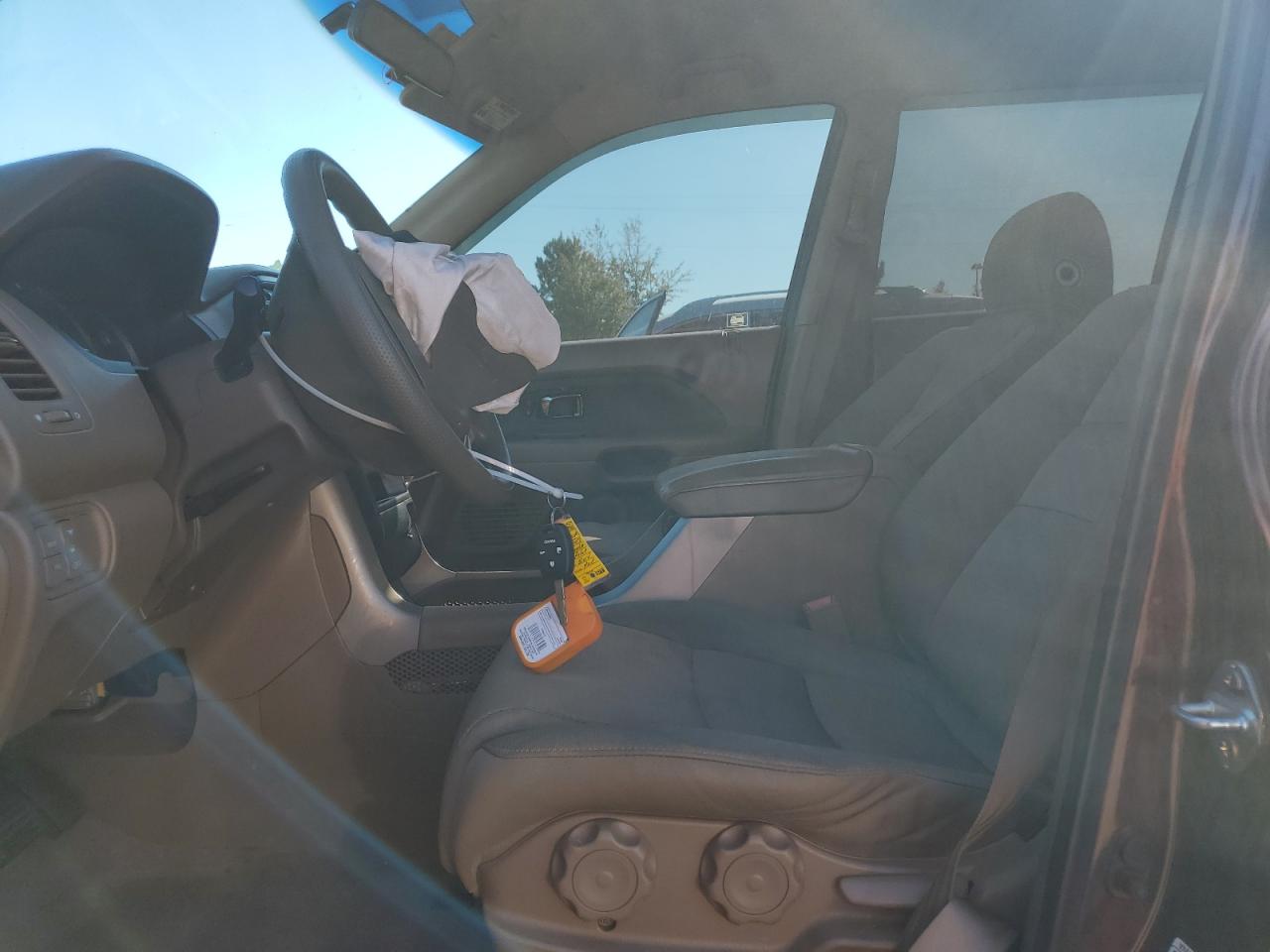 2007 Honda Pilot Lx VIN: 5FNYF28147B041379 Lot: 96783455